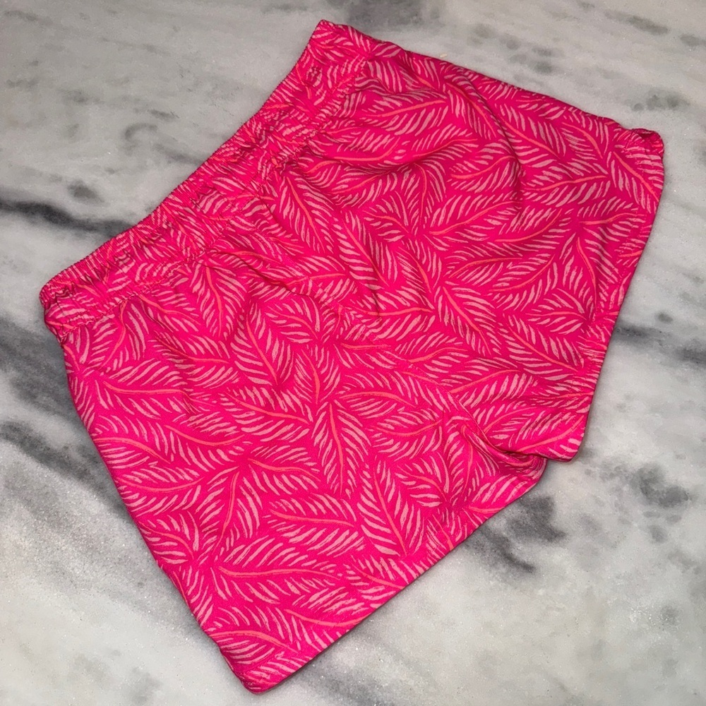 Vineyard Vines Girls Performance Shorts size S 7/8 - Picture 2 of 3